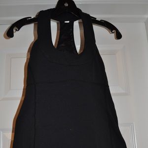 Lululemon Scoop Neck Tank Black Size 4